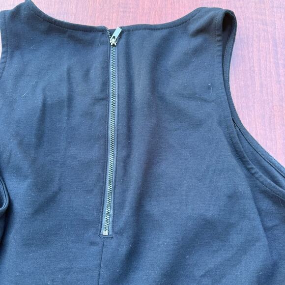 Chic Banana Republic Black Sleeveless Top - Size Large - Picture 7 of 7